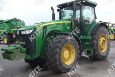 John Deere 8335R