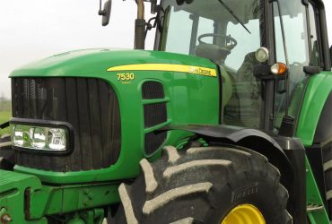John Deere 7530 PREMIUM Traktor
